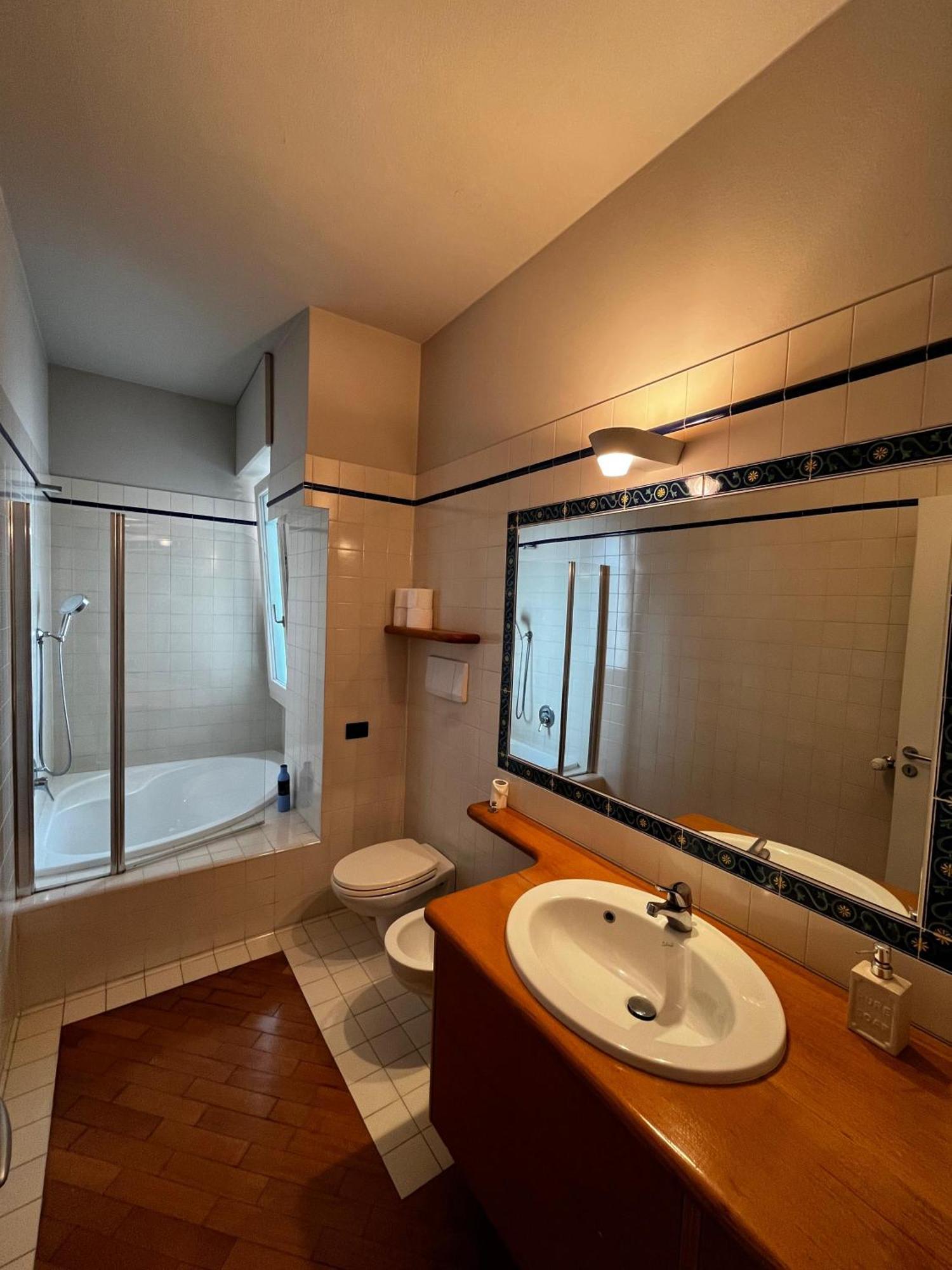 La Basilica Appartement Verbania Buitenkant foto